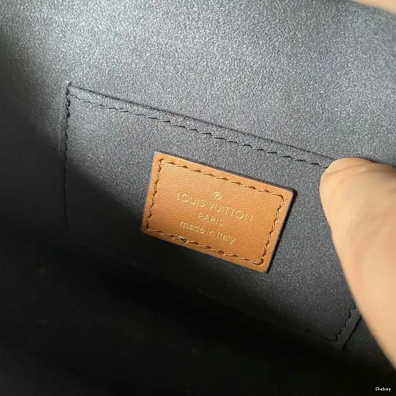 Bags LV 208B570042 0728